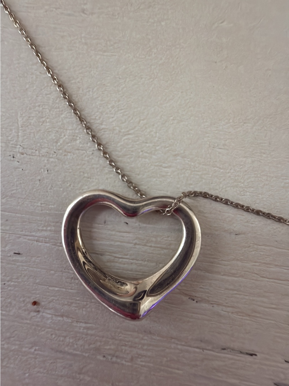 Tiffany & Co. Sterling Silver Open Heart Pendant Necklace Vintage Elsa Peretti